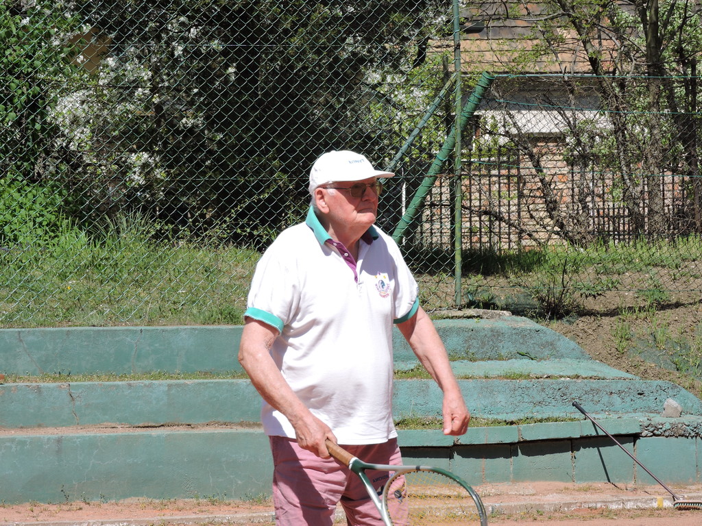 idenynyito_Sorsolasos_paros_teniszversen_Tata_20160416_090.resized