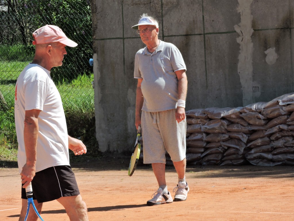 idenynyito_Sorsolasos_paros_teniszversen_Tata_20160416_120_(2)_masolata.resized